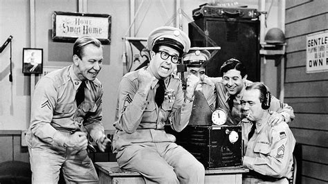  The Phil Silvers Show は戦争中も笑いを届けた、忘れられた傑作コメディ！