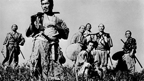 「七人の侍」！農民たちの決意と壮絶な戦いの物語！